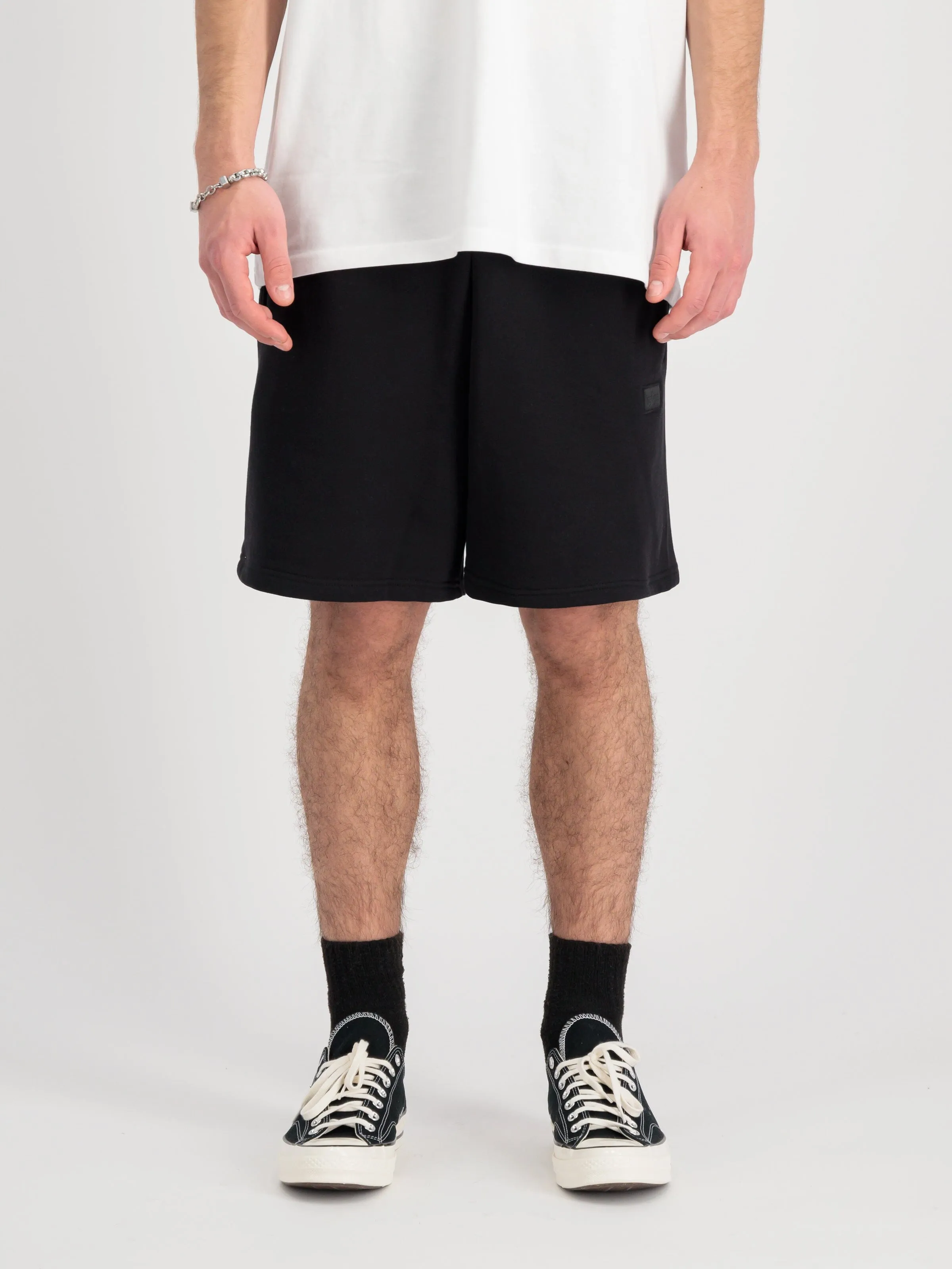 ALPHA ESSENTIAL RELAXED SHORT