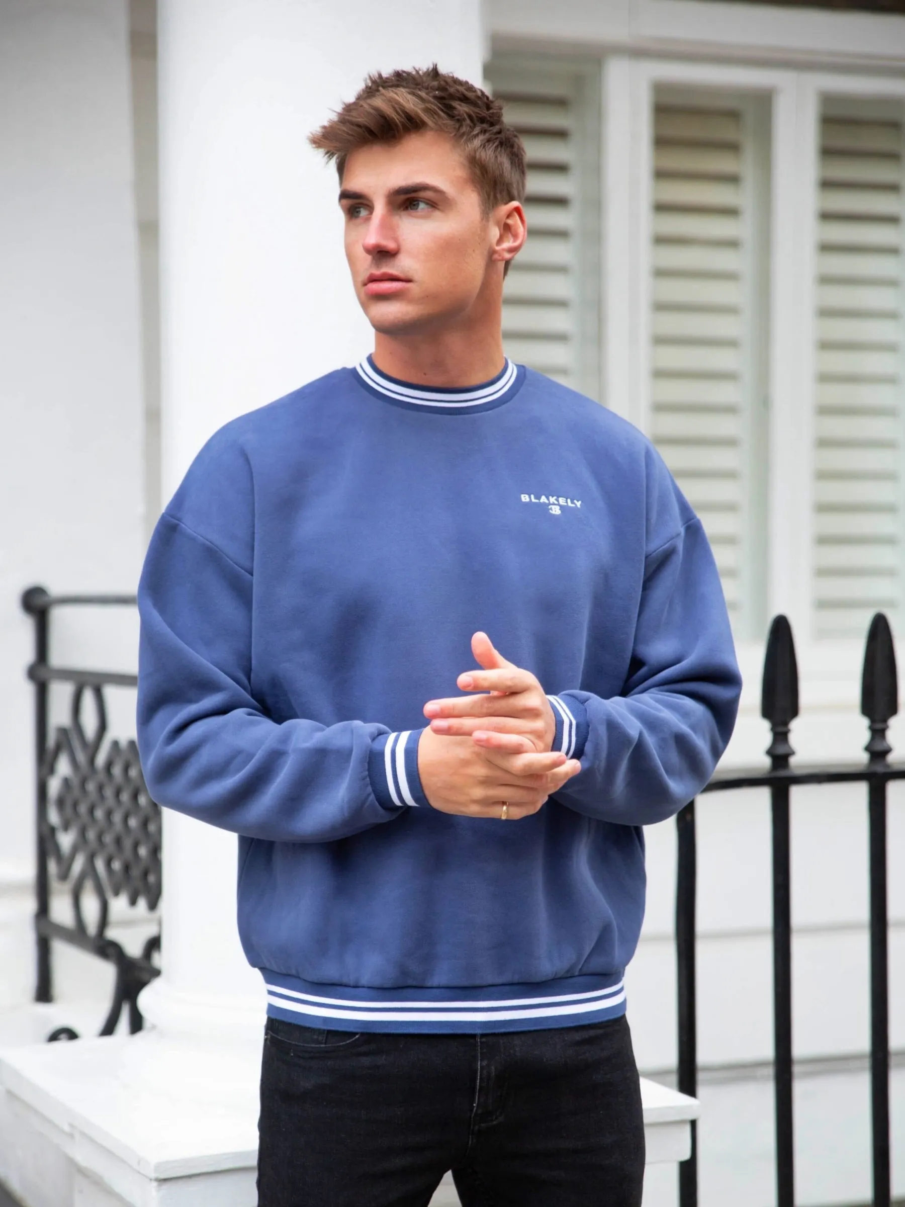 Bexley Relaxed Jumper - Navy