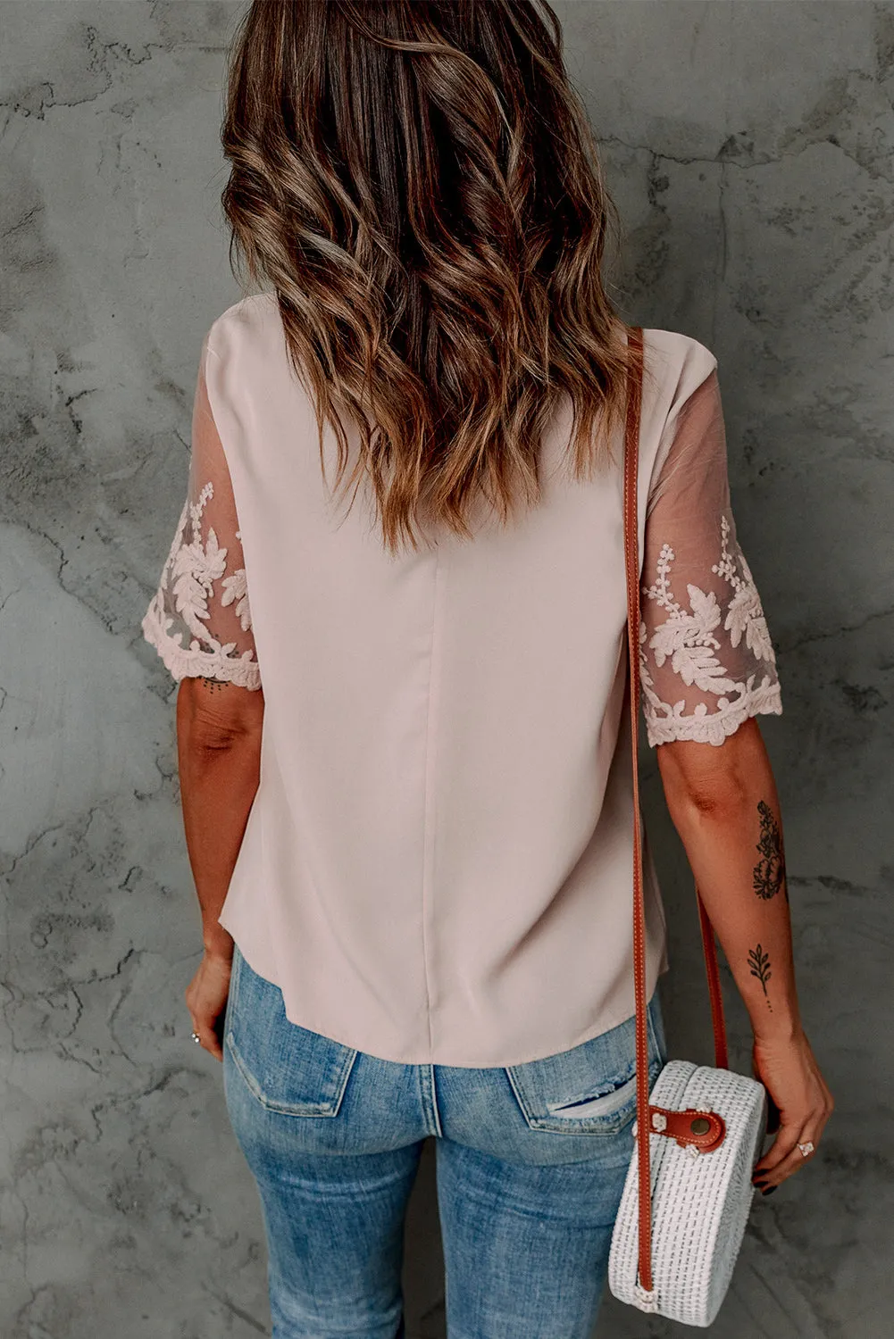 Chic Apricot Lace Short Sleeve Top