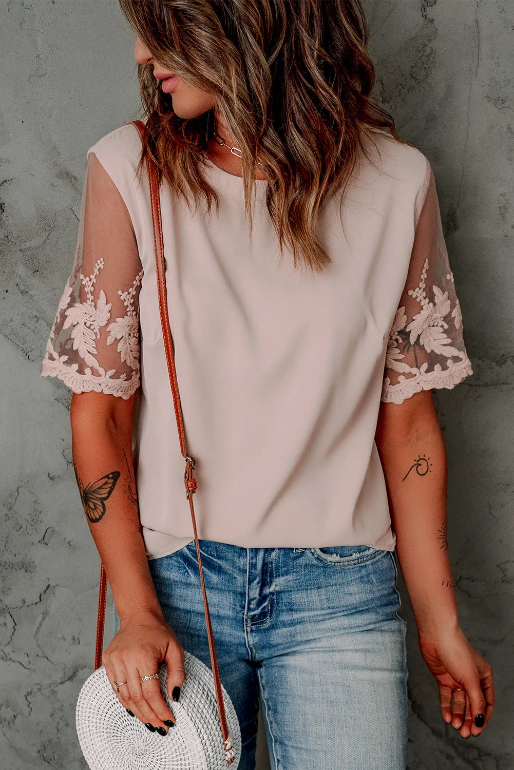 Chic Apricot Lace Short Sleeve Top