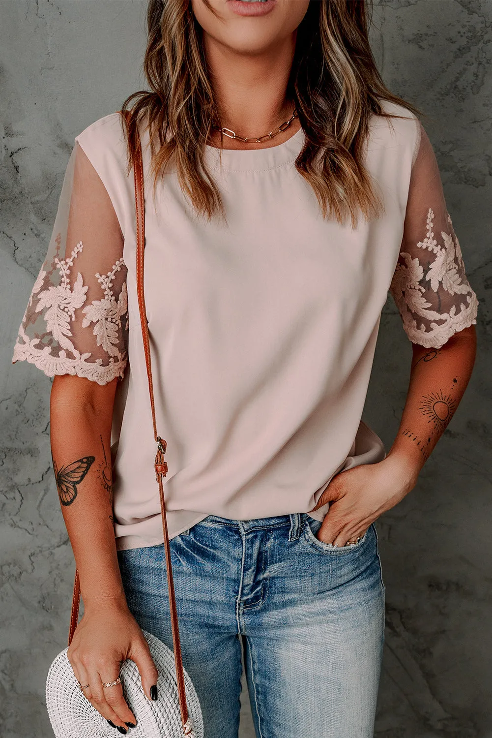 Chic Apricot Lace Short Sleeve Top