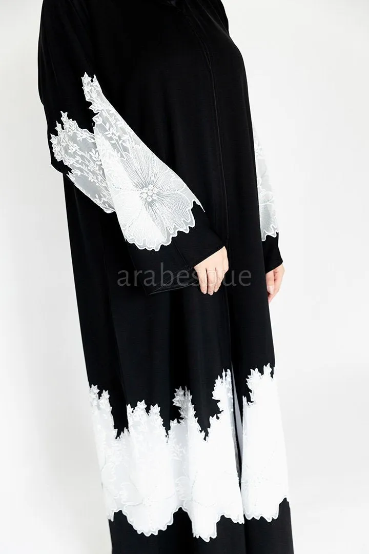 Elegant Hanan Velvet Abaya: Luxurious Full-Length Coverage