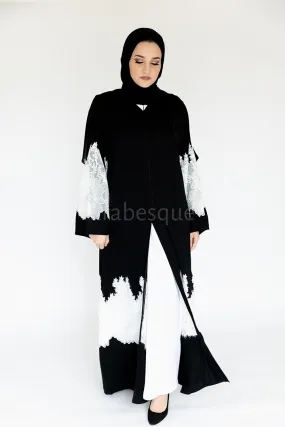 Elegant Hanan Velvet Abaya: Luxurious Full-Length Coverage