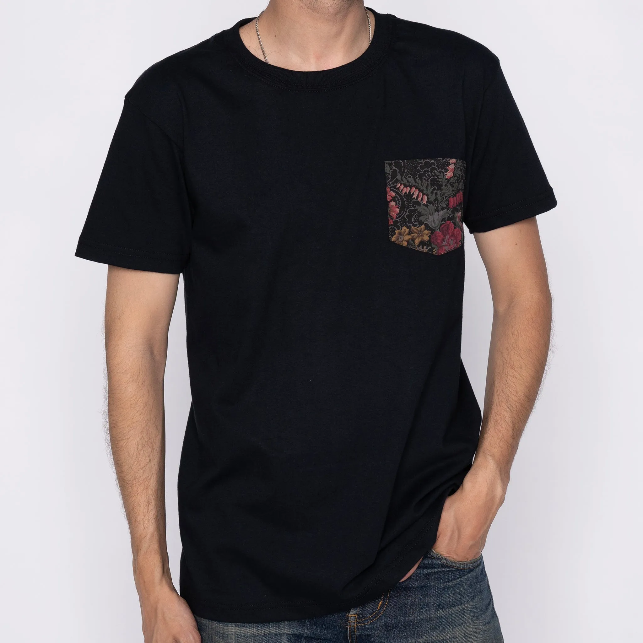 Pocket Tee - Black   Muted Flower Organic