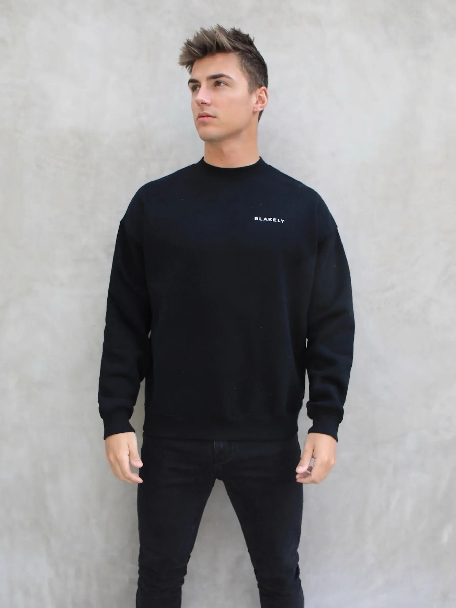 Series Relaxed Jumper - Black