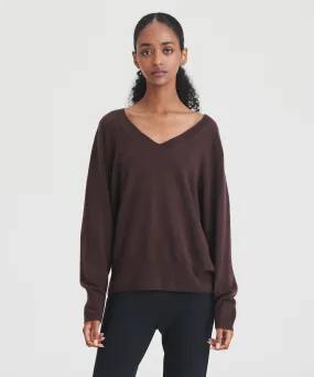 Premium Signature Relaxed-Fit V-Neck Cashmere Sweater