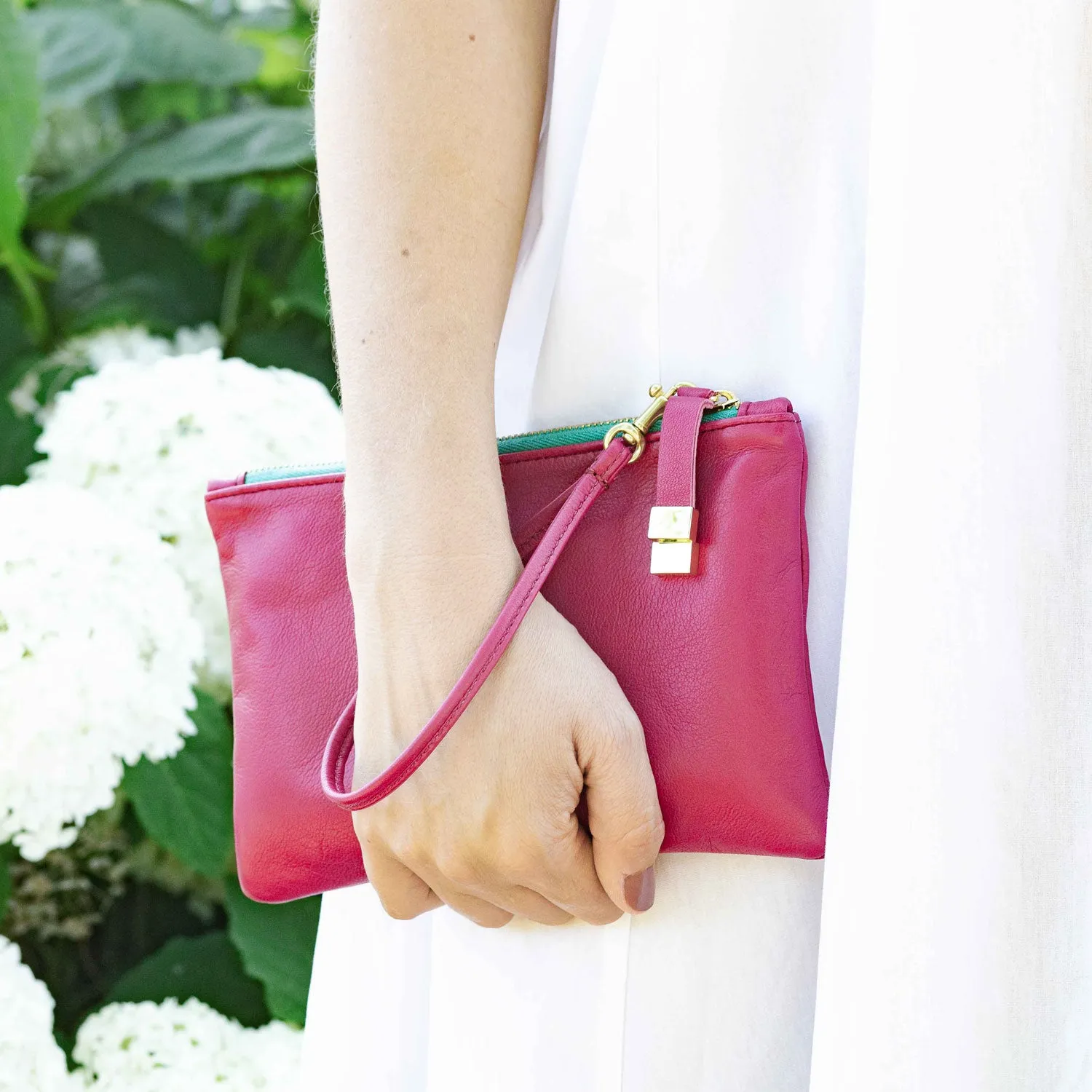 WRISTLET | BRIGHT MAGENTA